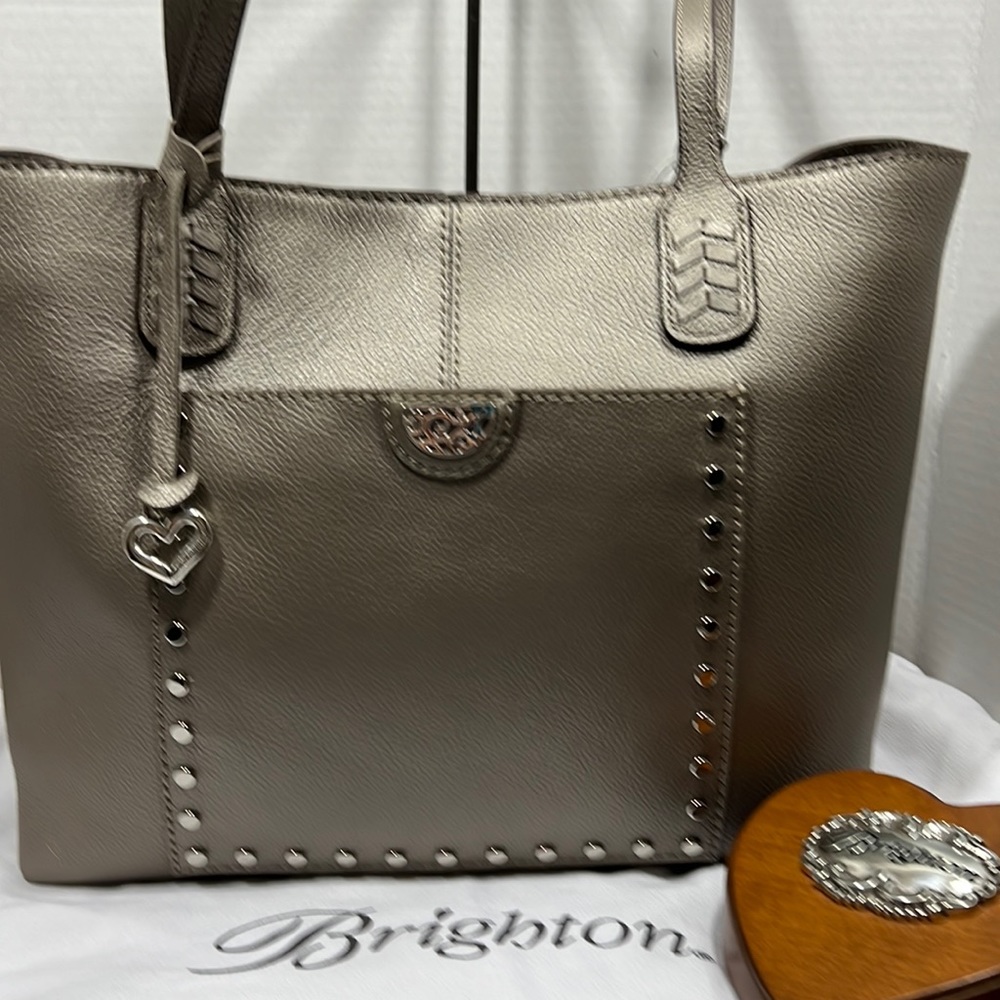 Brighton Reed NIB w/Sleeper-zinc-2 shoulder straps-Large